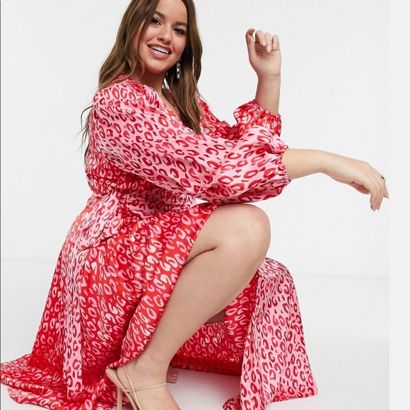 Never Fully Dressed Wrap dress - Picture 3 of 3